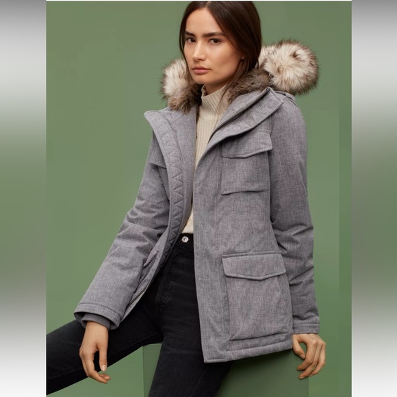 TNA Niseko Parka in Silvertip size M - Picture 9 of 13